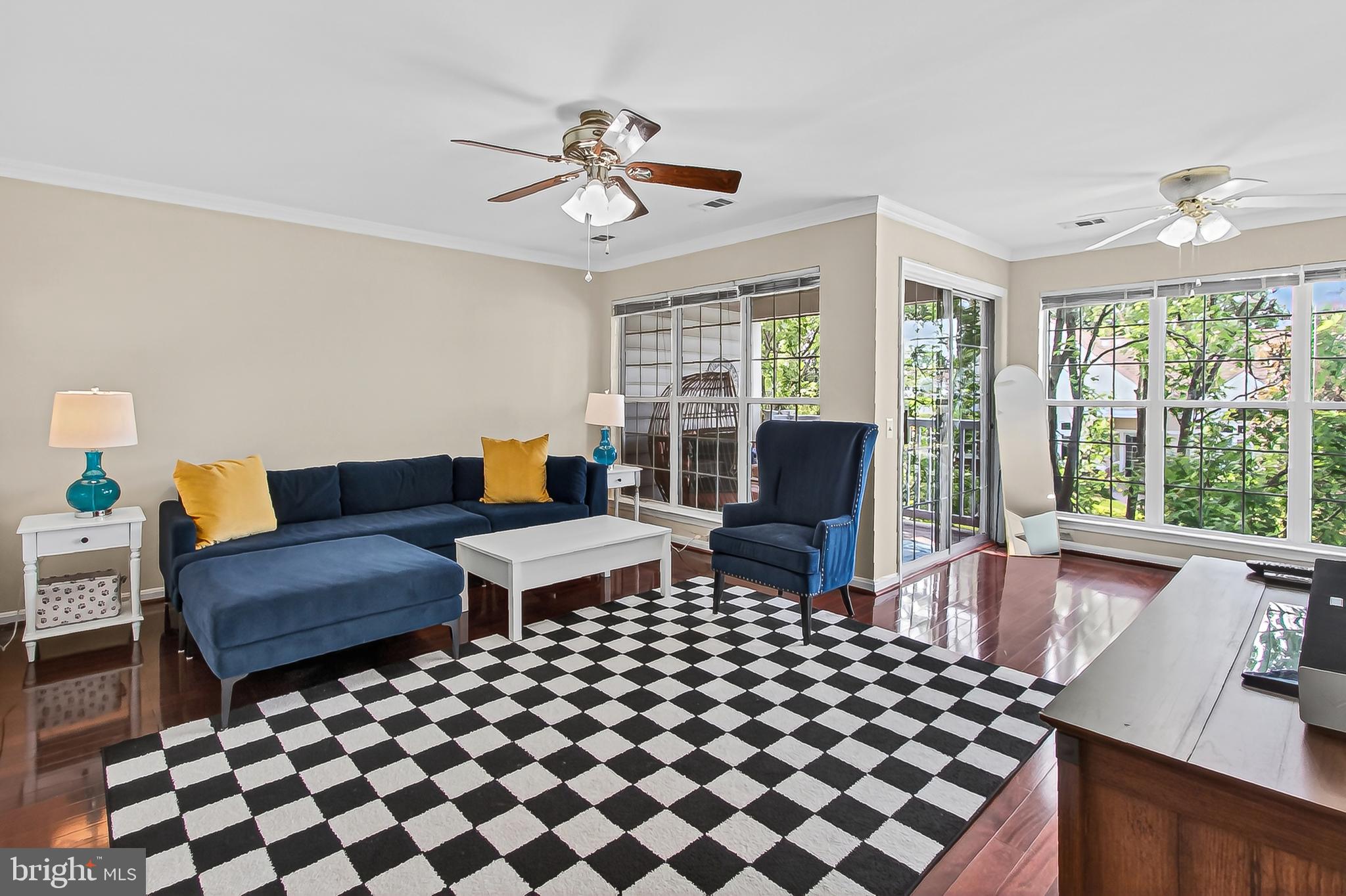 GUNSTON CORNER - Residential