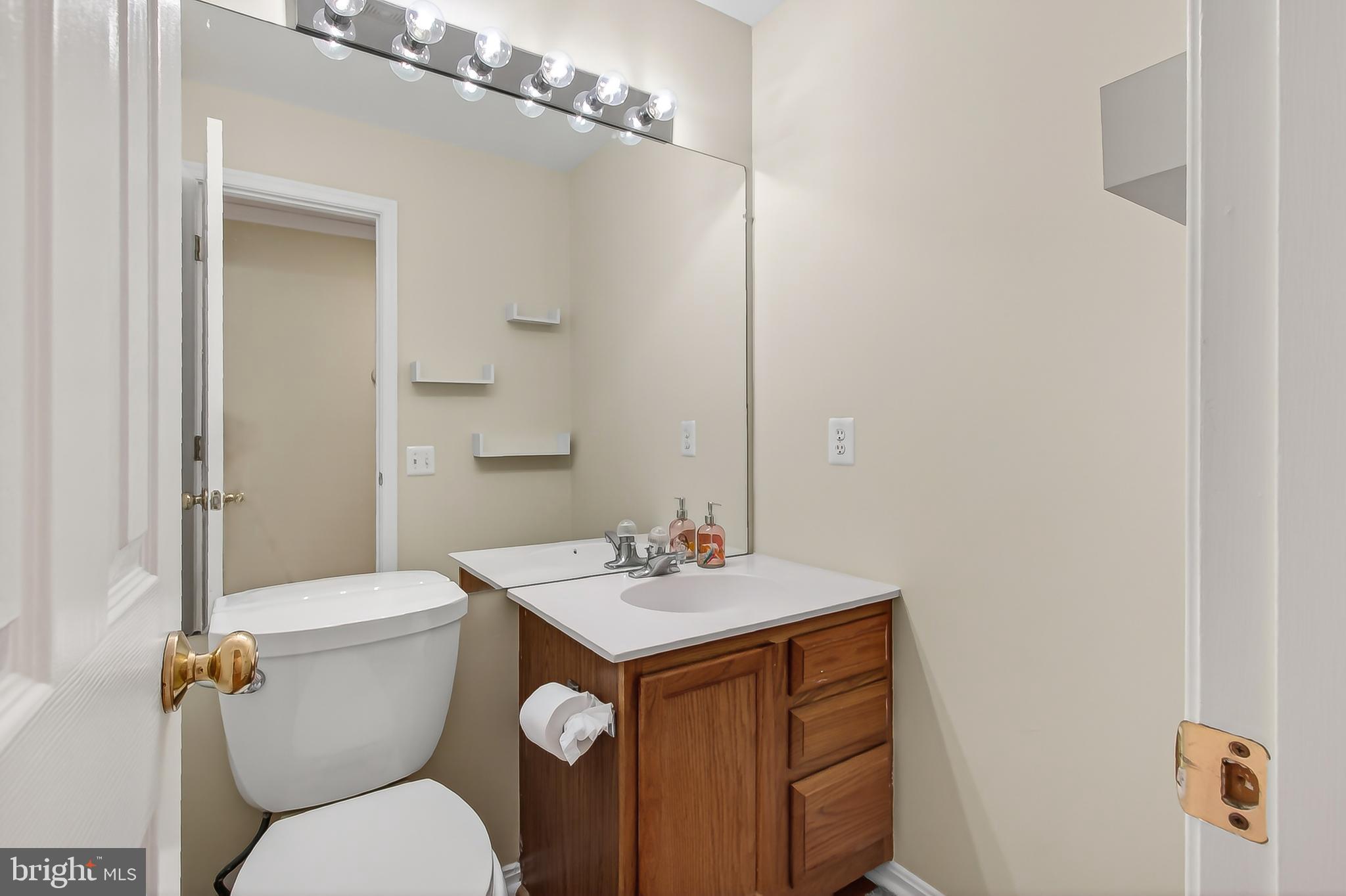 GUNSTON CORNER - Residential