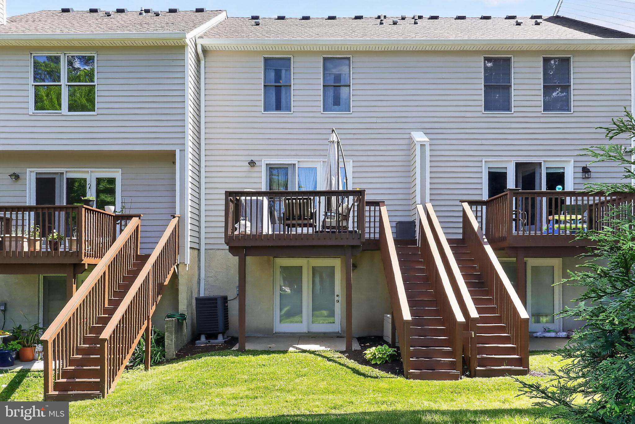 SPRINGHILL FARM - Residential