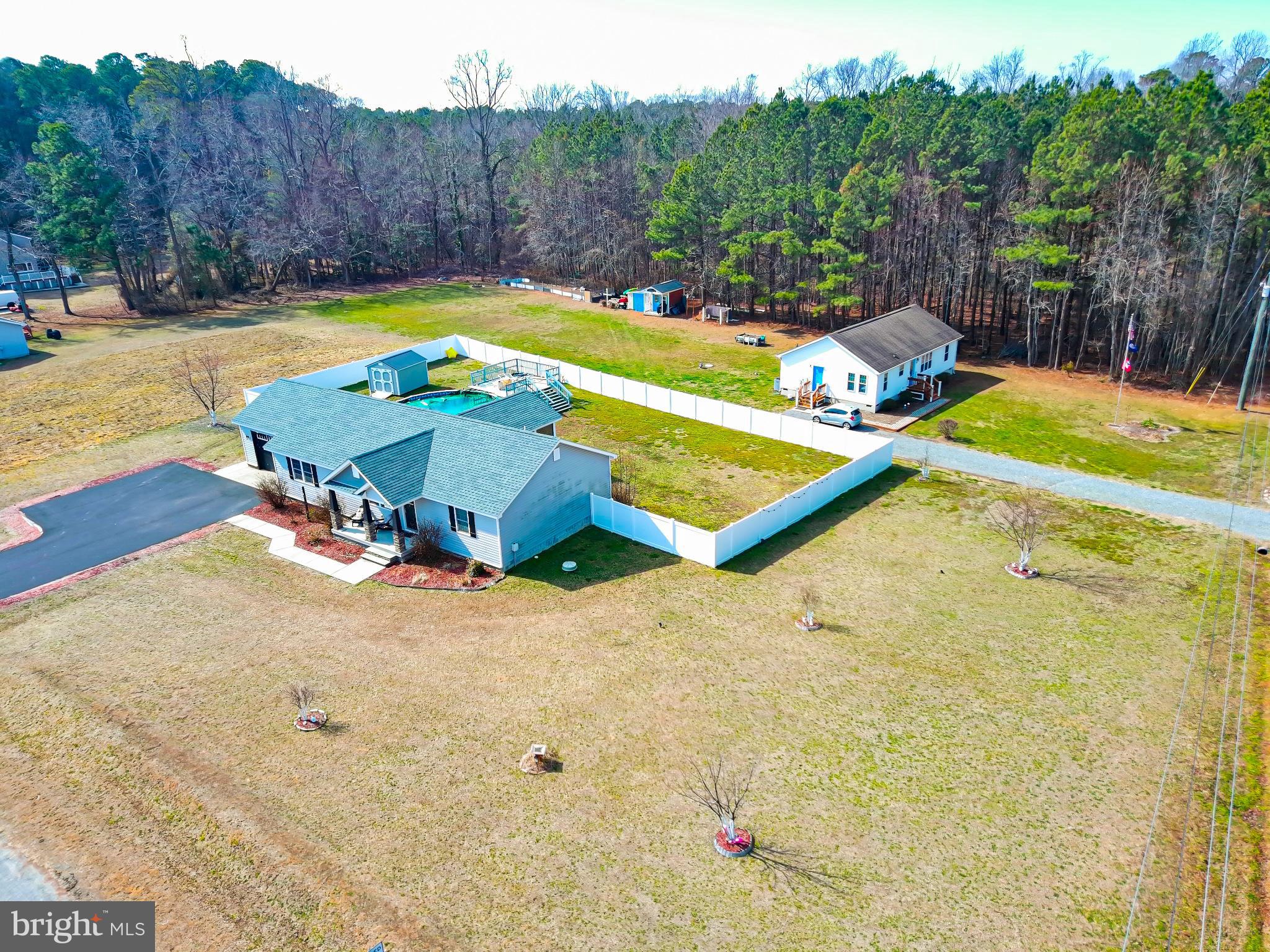 CABIN POINT - Residential