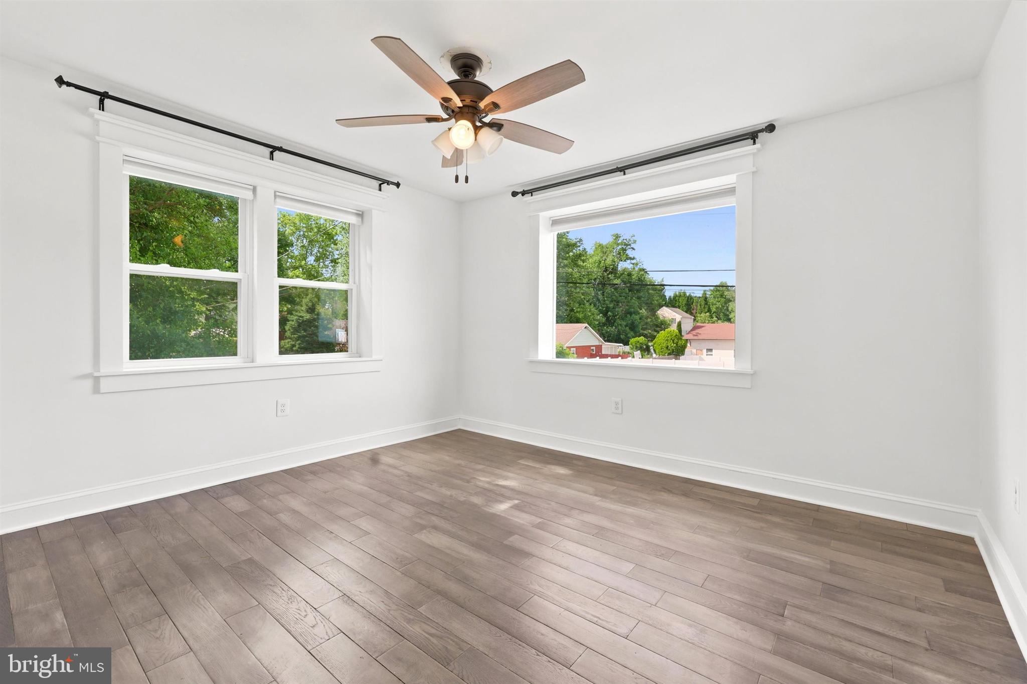 NEWPORTVILLE - Residential