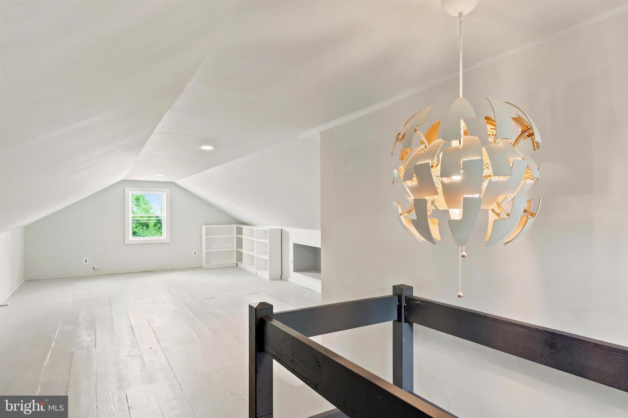 NEWPORTVILLE - Residential