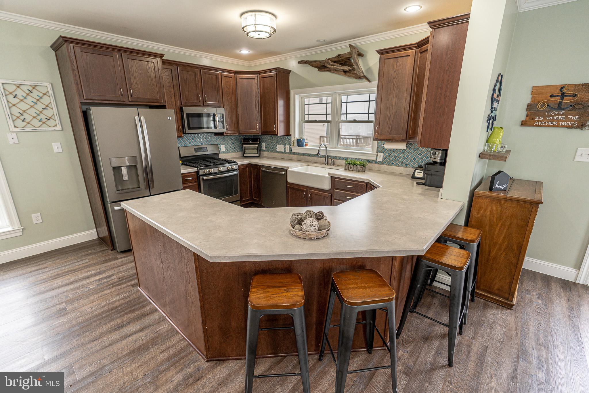 SWAN POINT - Residential