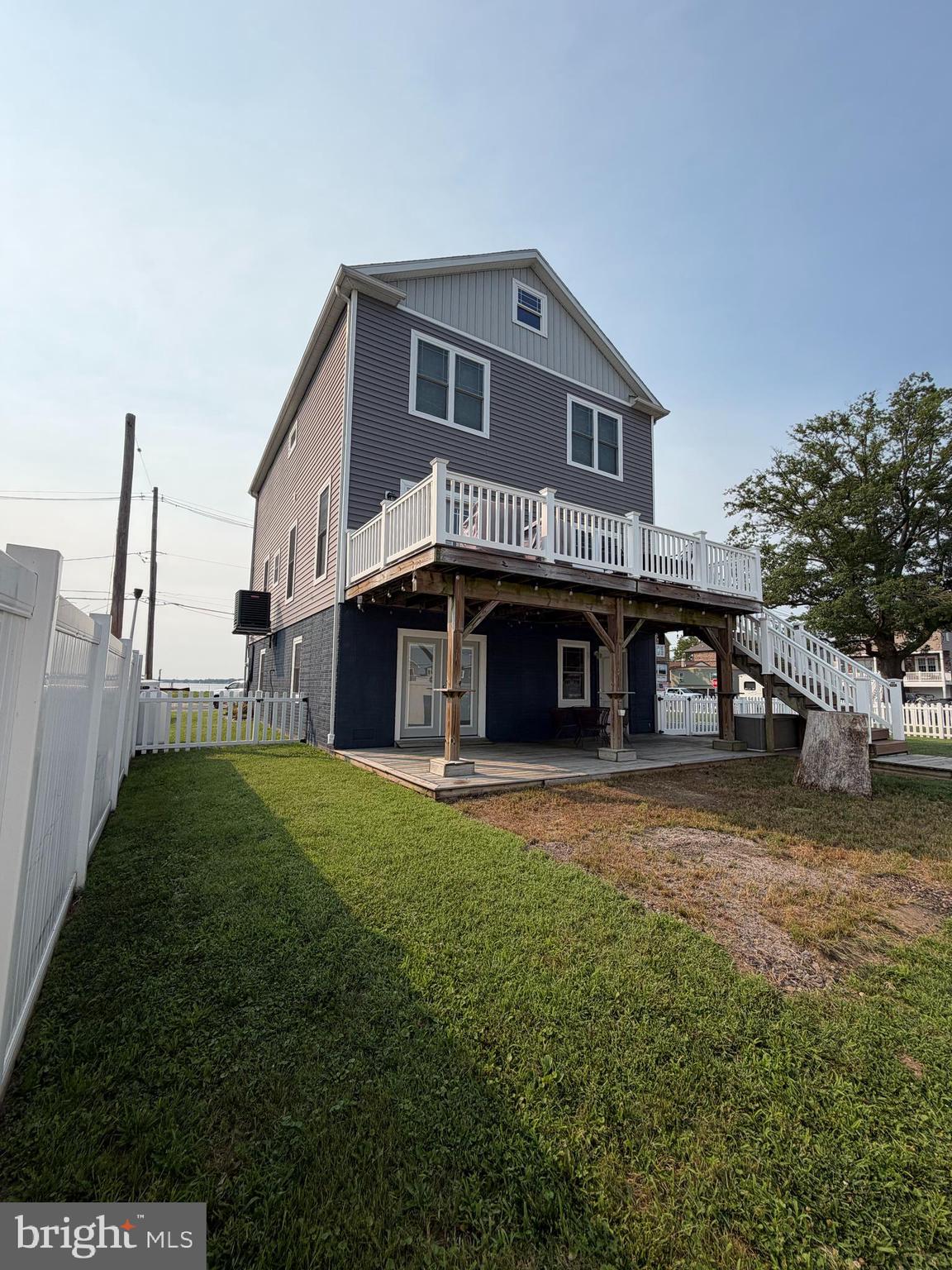 SWAN POINT - Residential