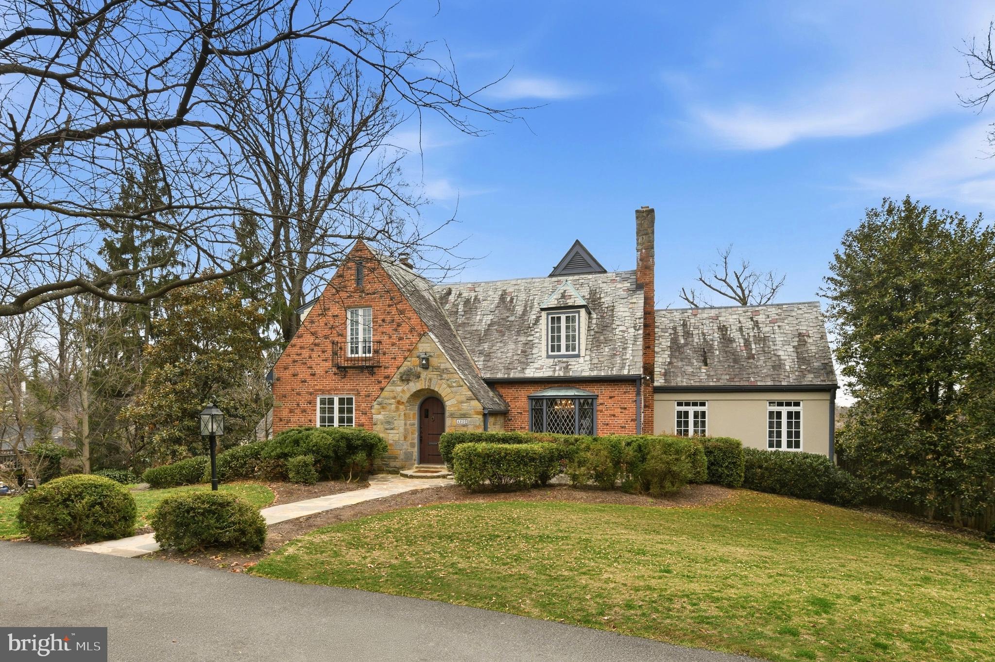 SHIRLEY WOODS - Residential