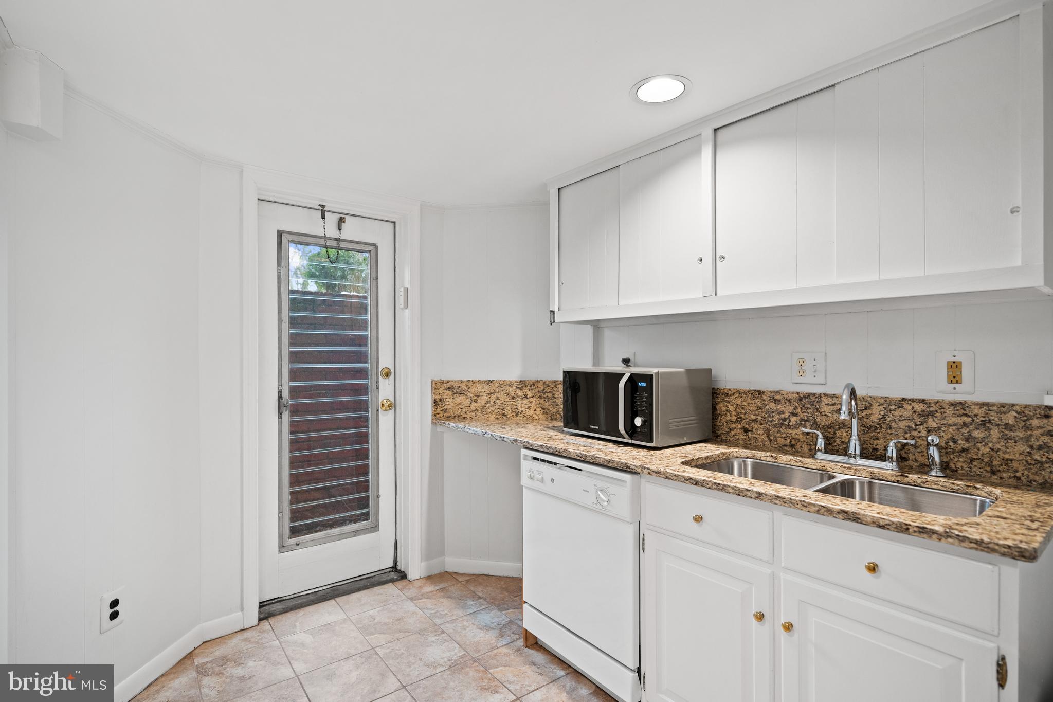 SHIRLEY WOODS - Residential