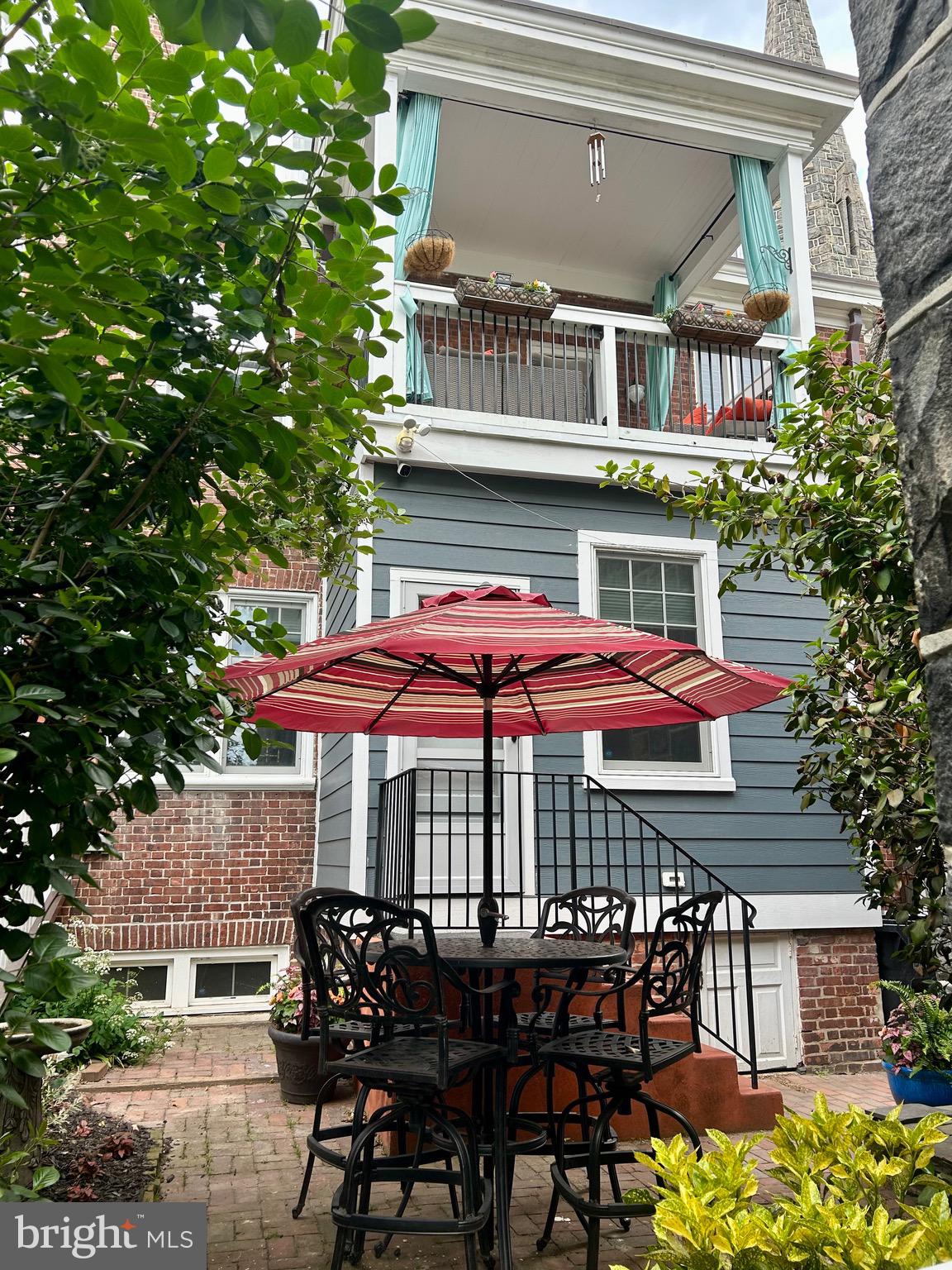 COOL SPRING - Residential