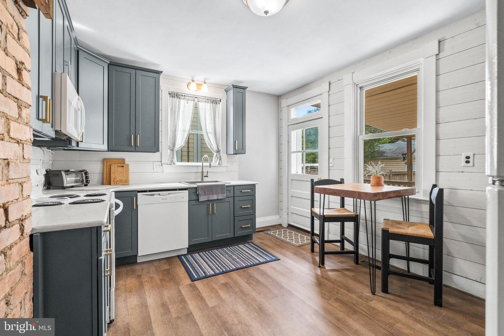 DOWNTOWN FREDERICK - Residential