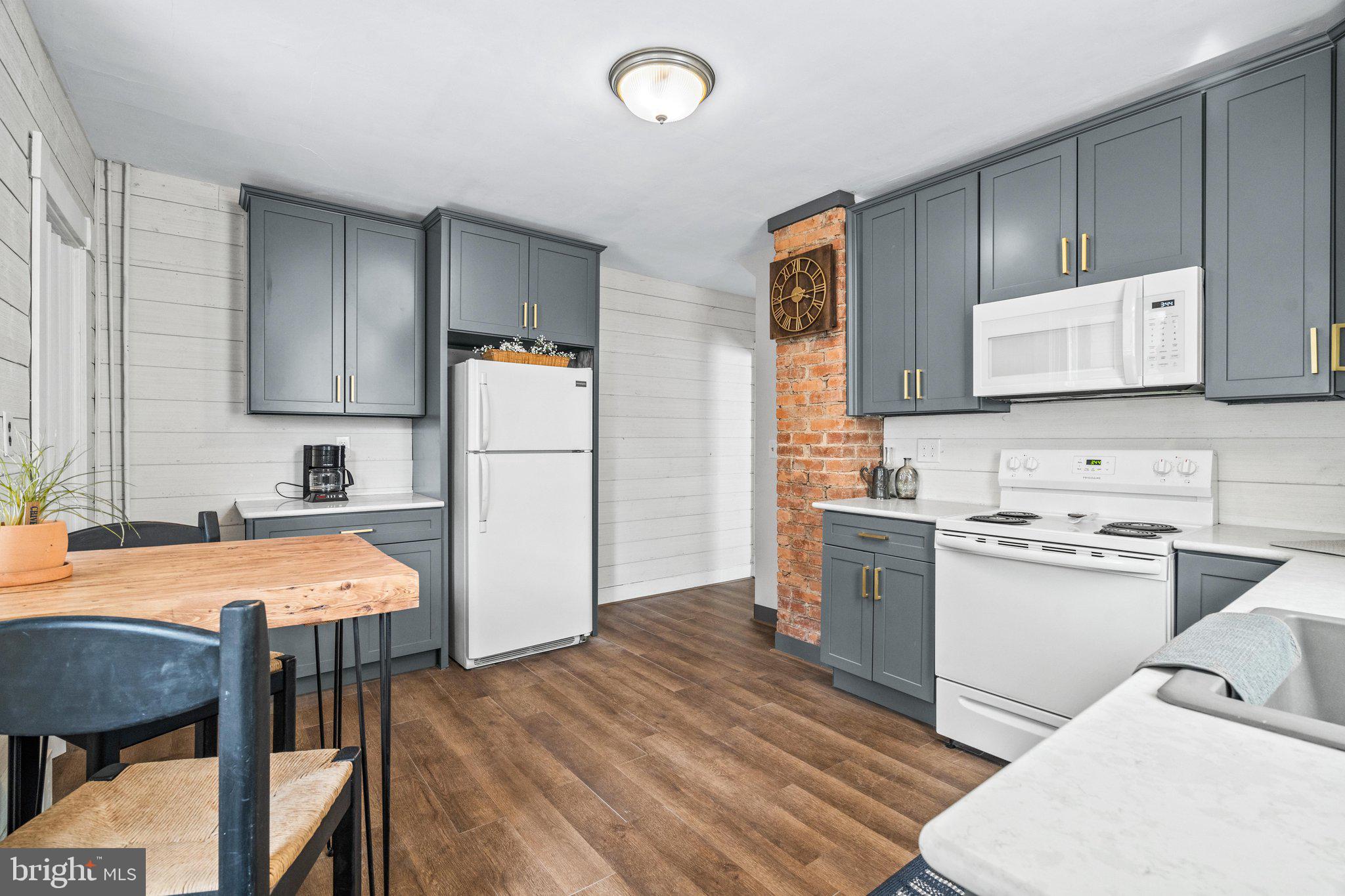 DOWNTOWN FREDERICK - Residential