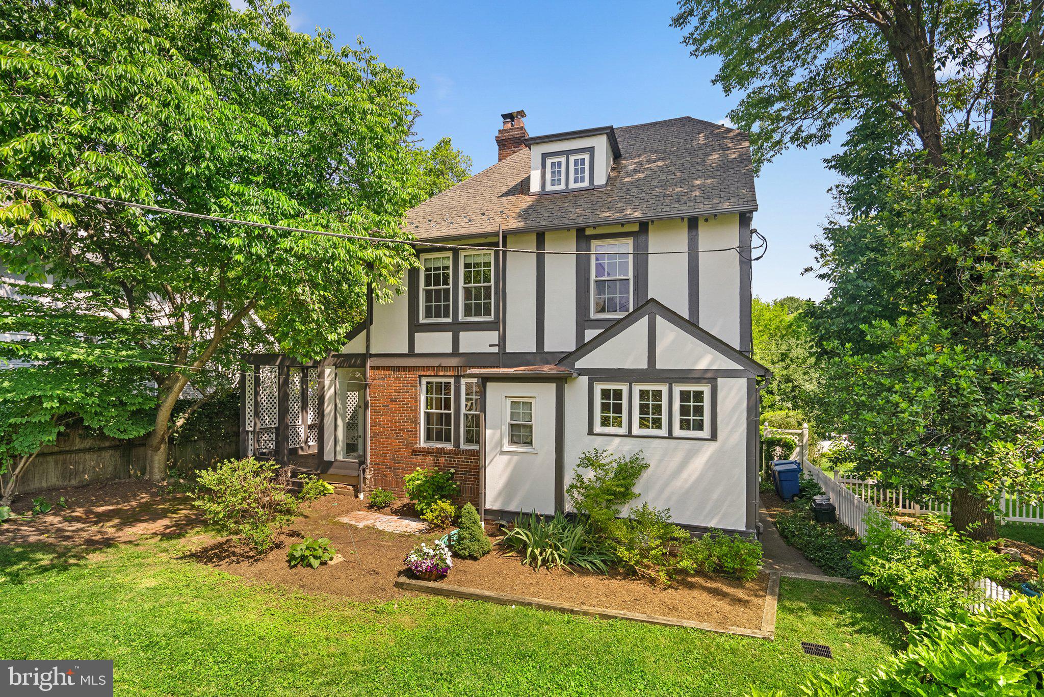 CHEVY CHASE - Residential