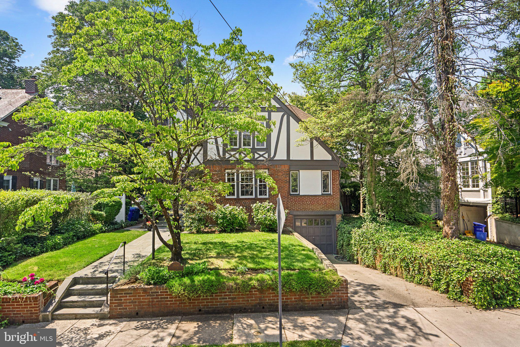 CHEVY CHASE - Residential