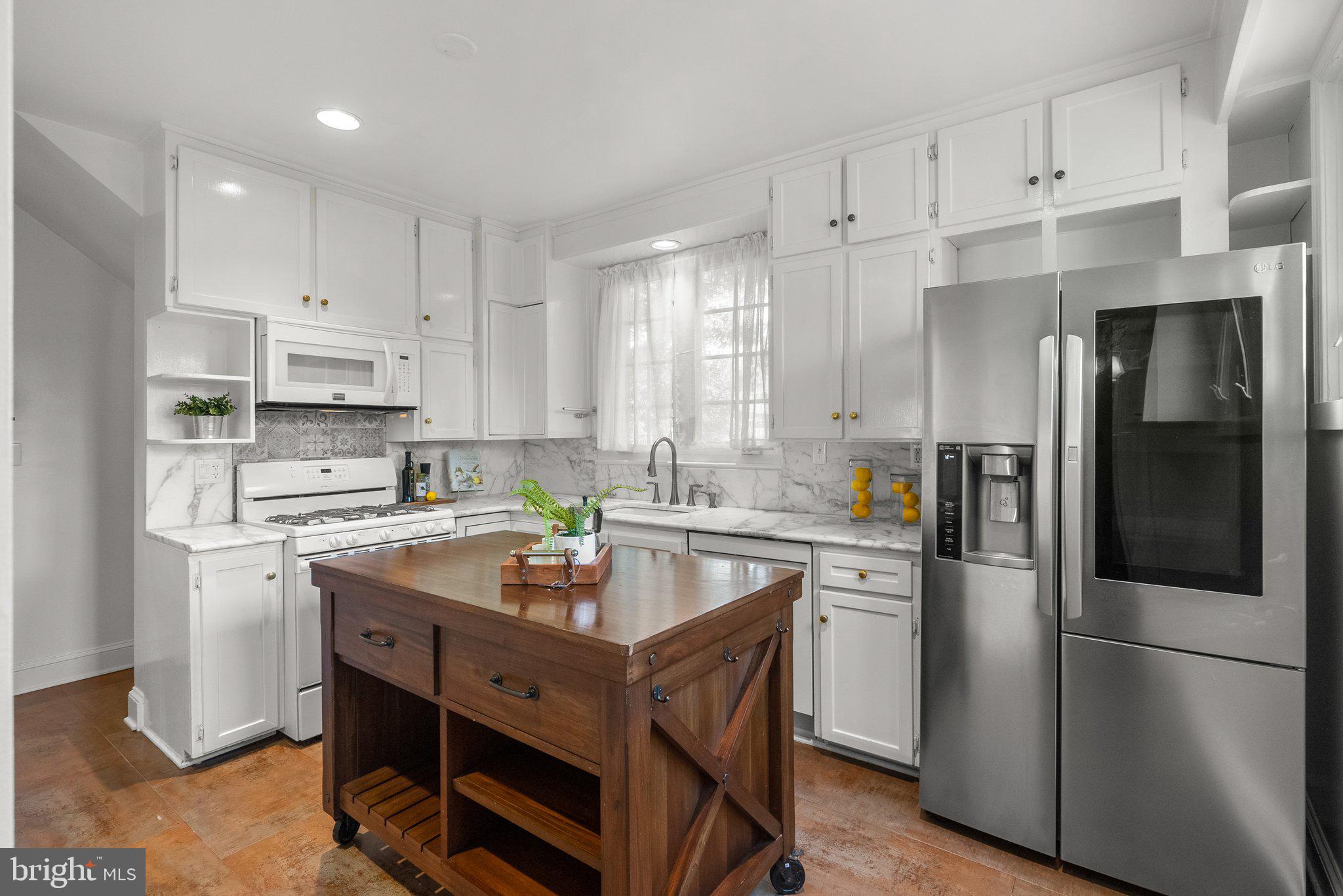 CHEVY CHASE - Residential