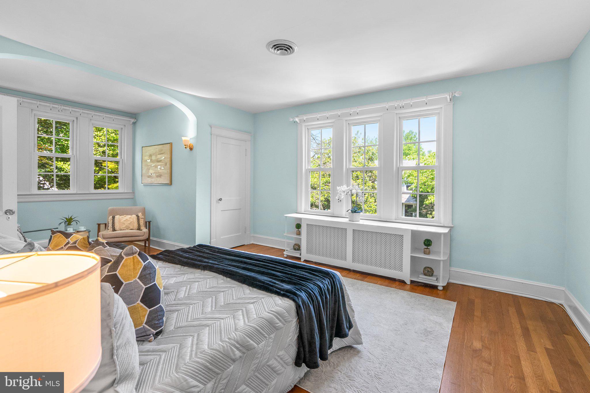 CHEVY CHASE - Residential