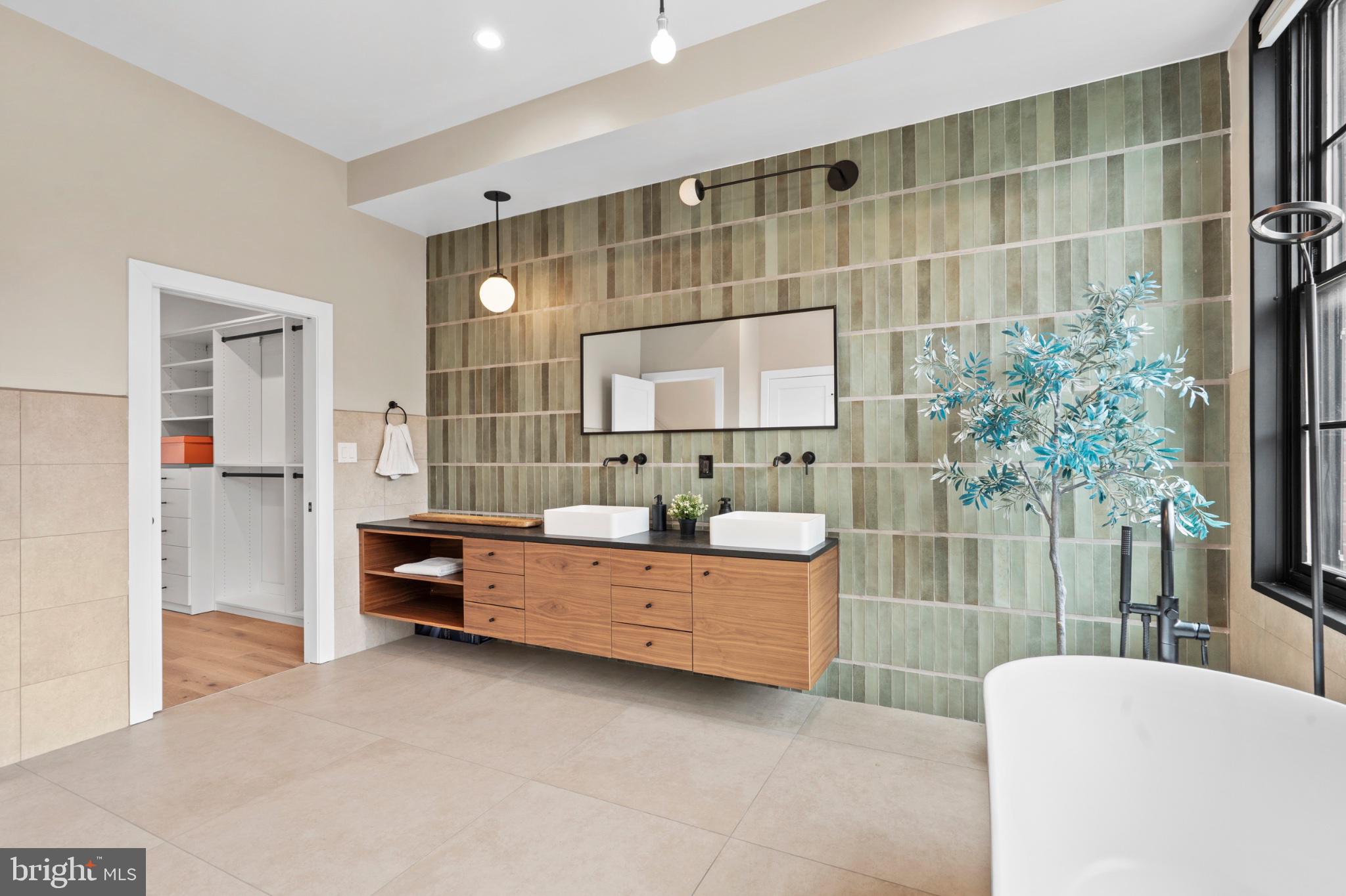 FISHTOWN - Residential