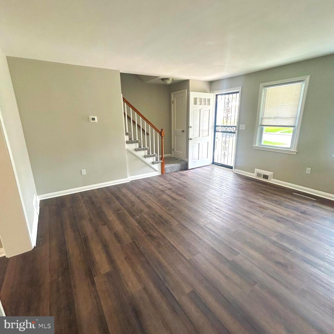 IDLEWOOD - Residential Lease
