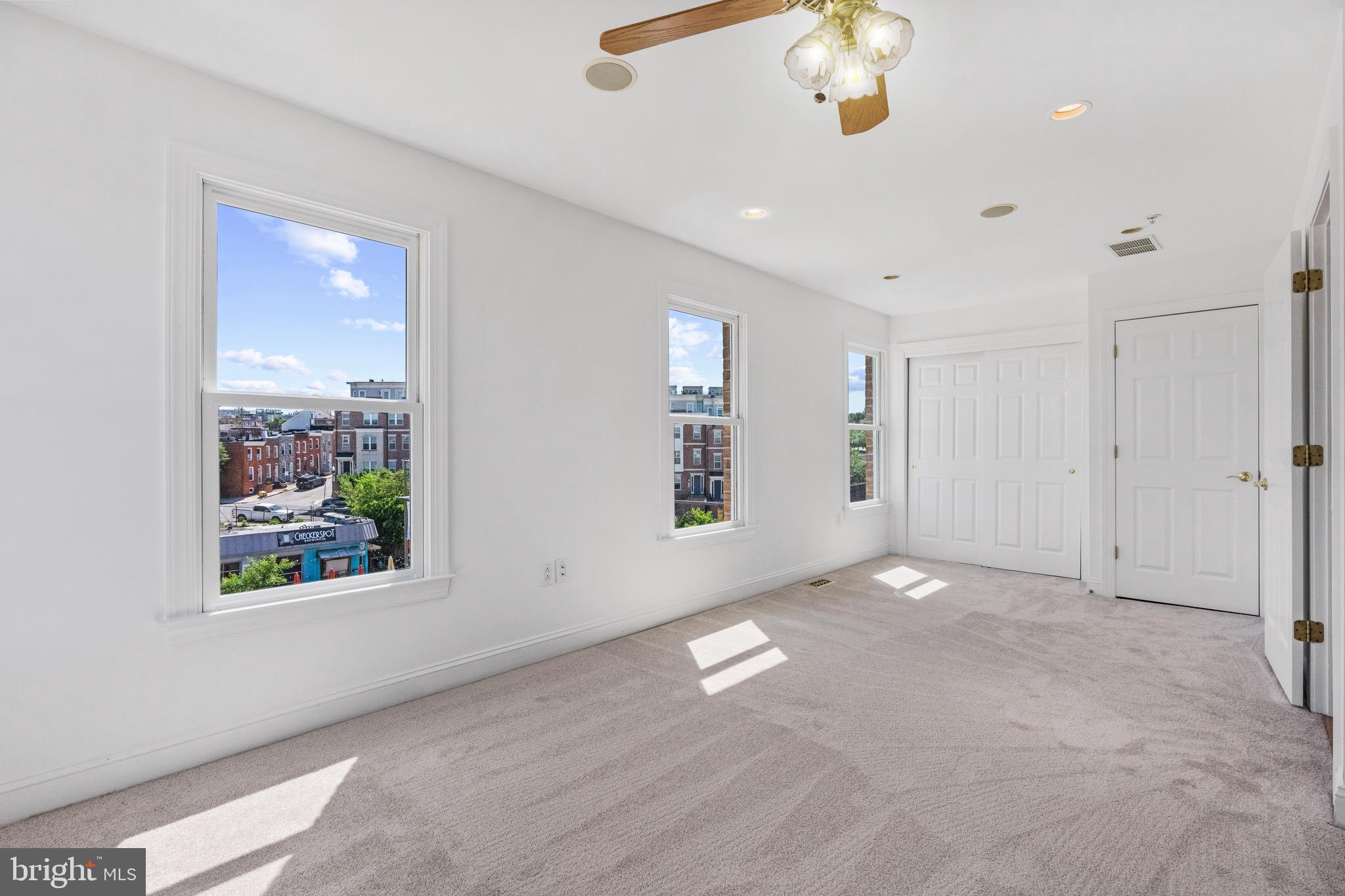 HARBORVIEW - Residential