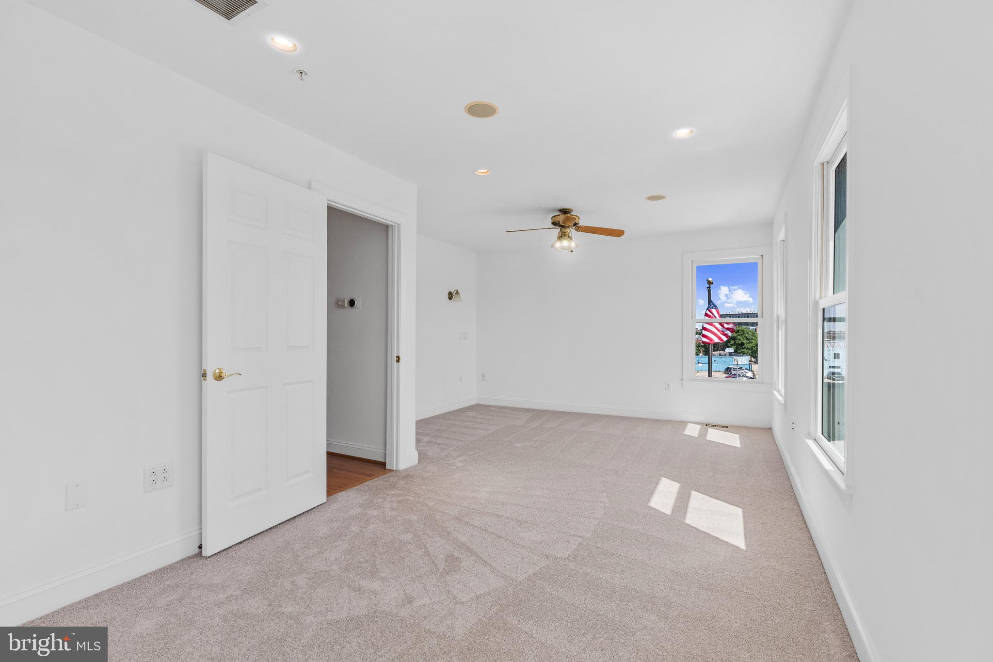 HARBORVIEW - Residential