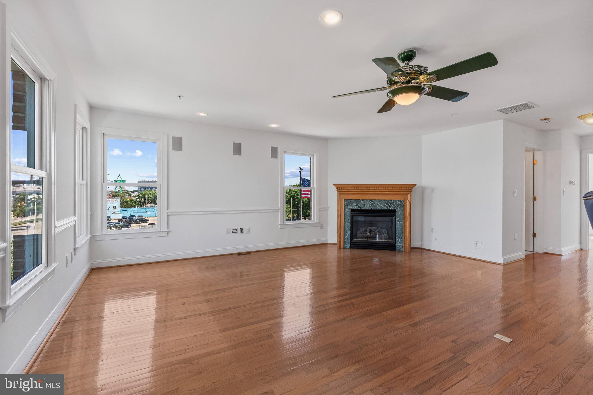 HARBORVIEW - Residential