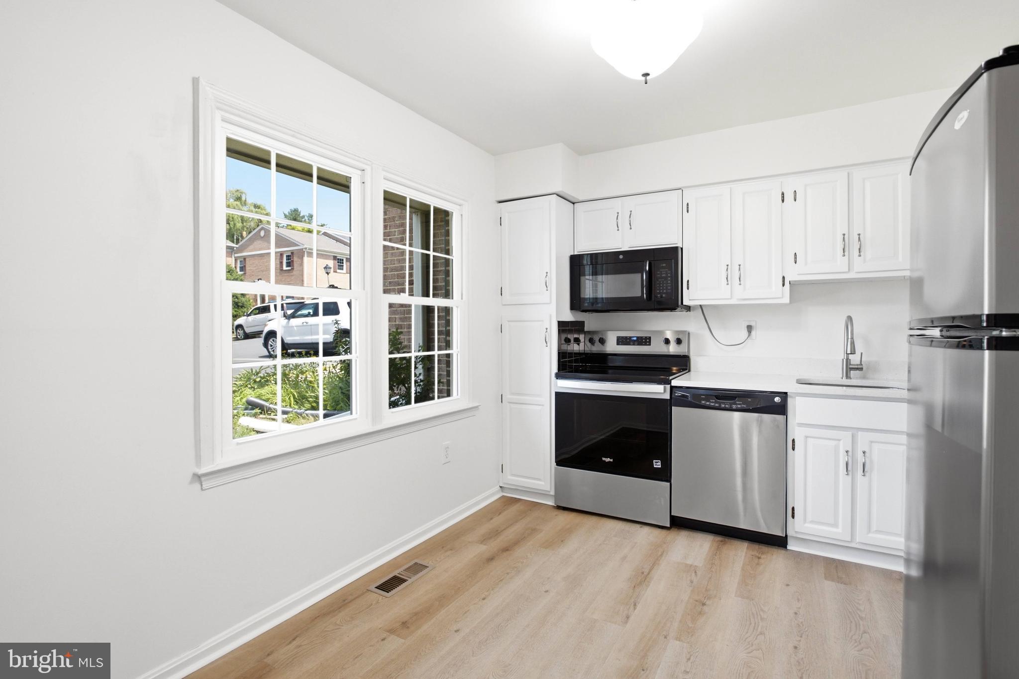 PINECREST HEIGHTS - Residential