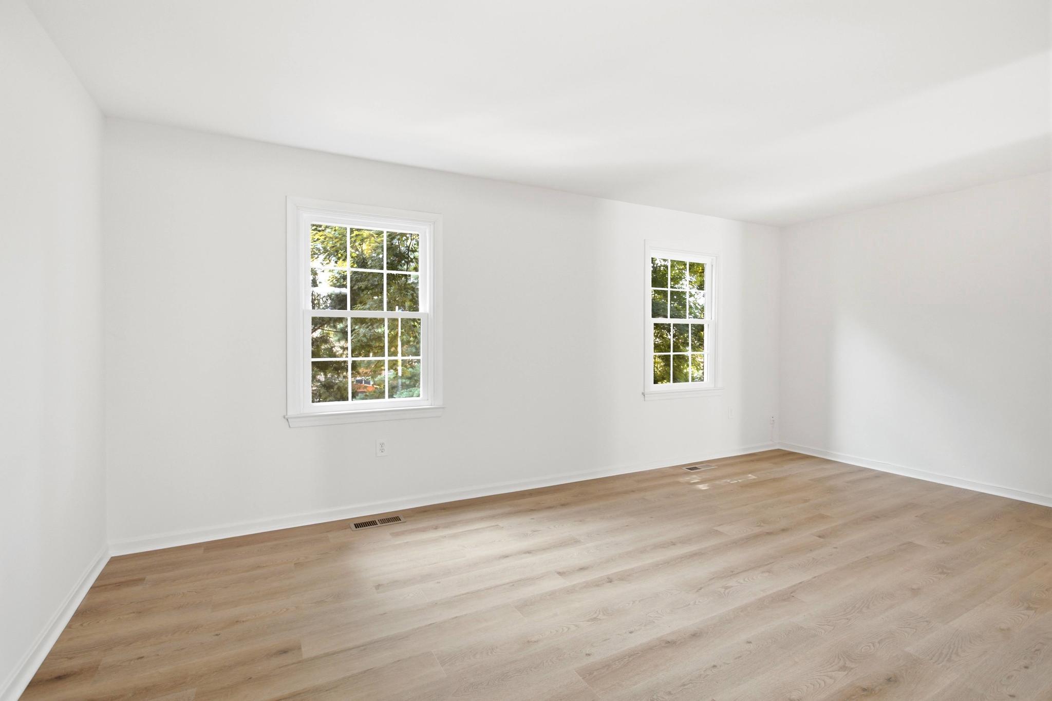 PINECREST HEIGHTS - Residential