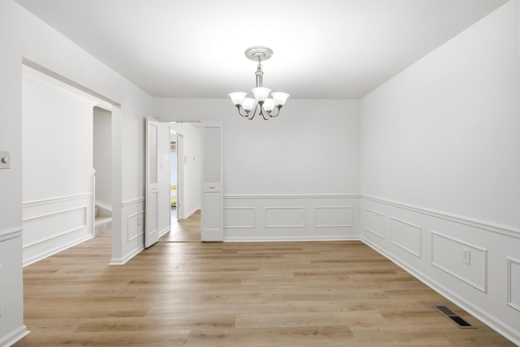 PINECREST HEIGHTS - Residential