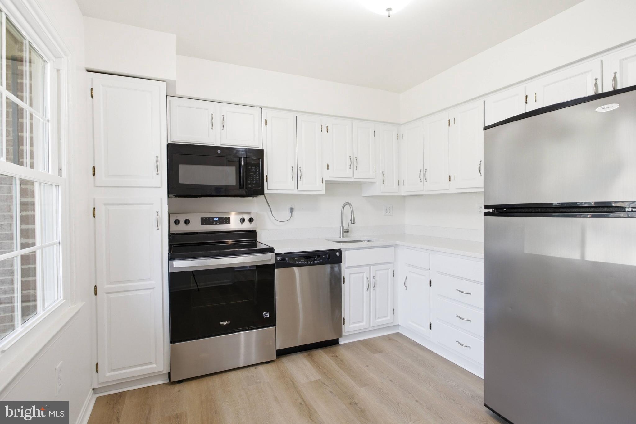 PINECREST HEIGHTS - Residential