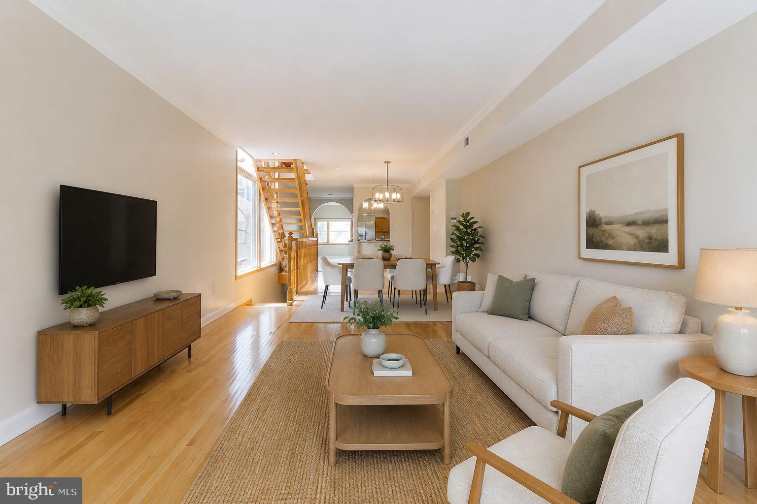 QUEEN VILLAGE - Residential