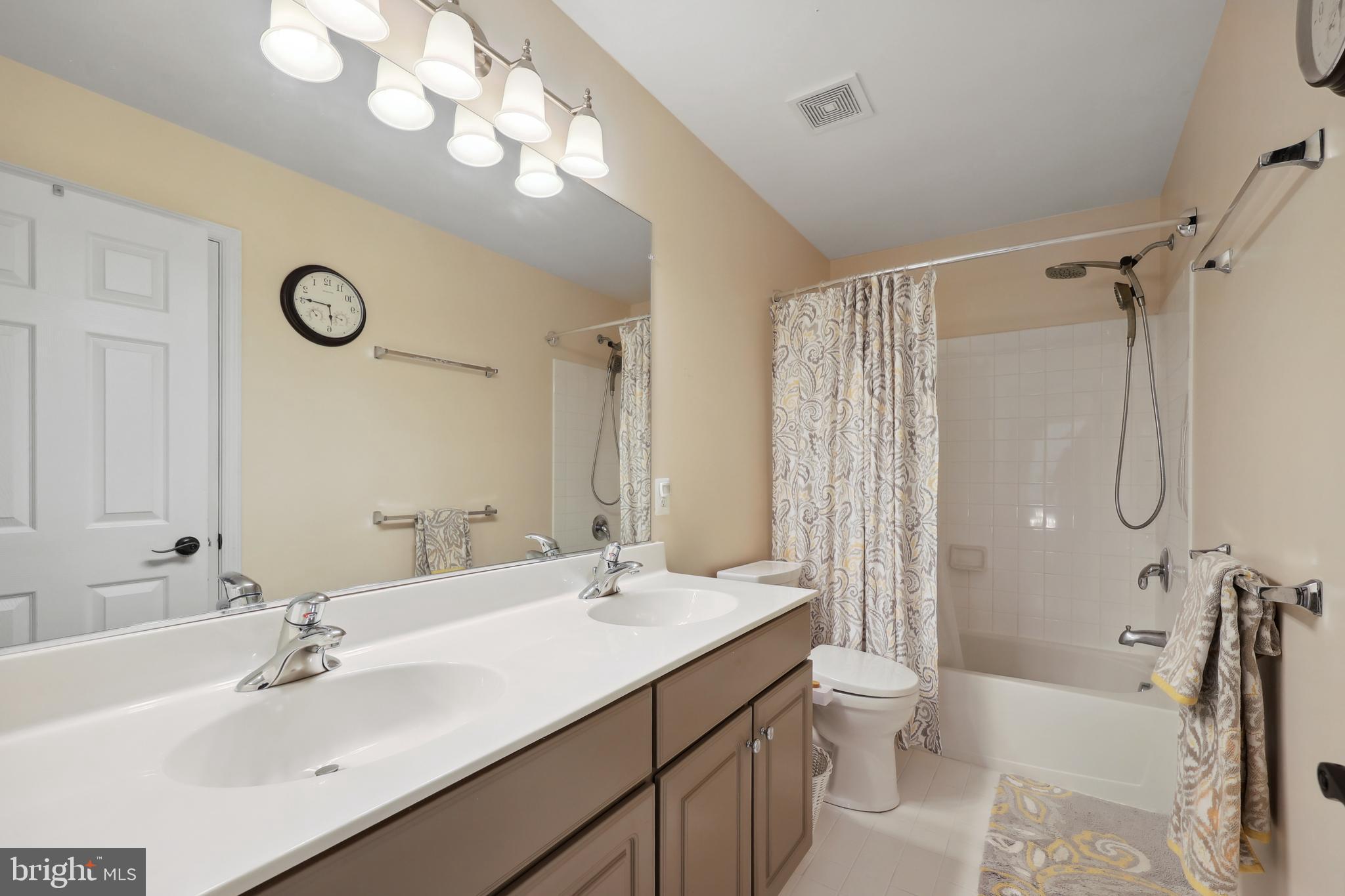 MAYFIELD TRACE - Residential