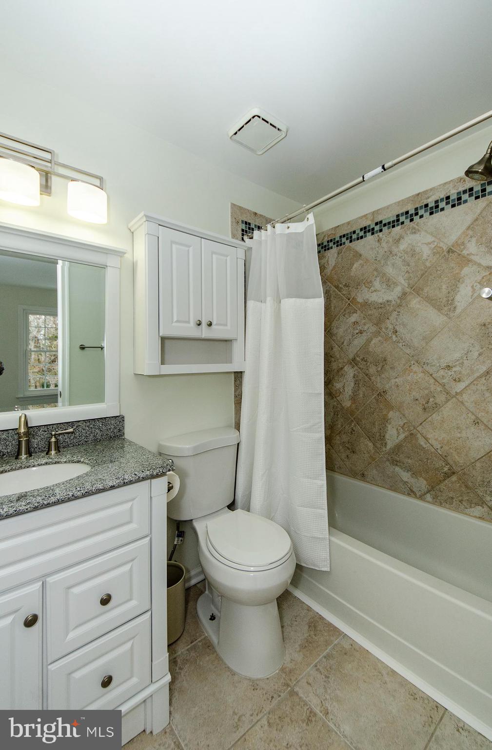 WATERS EDGE - Residential Lease