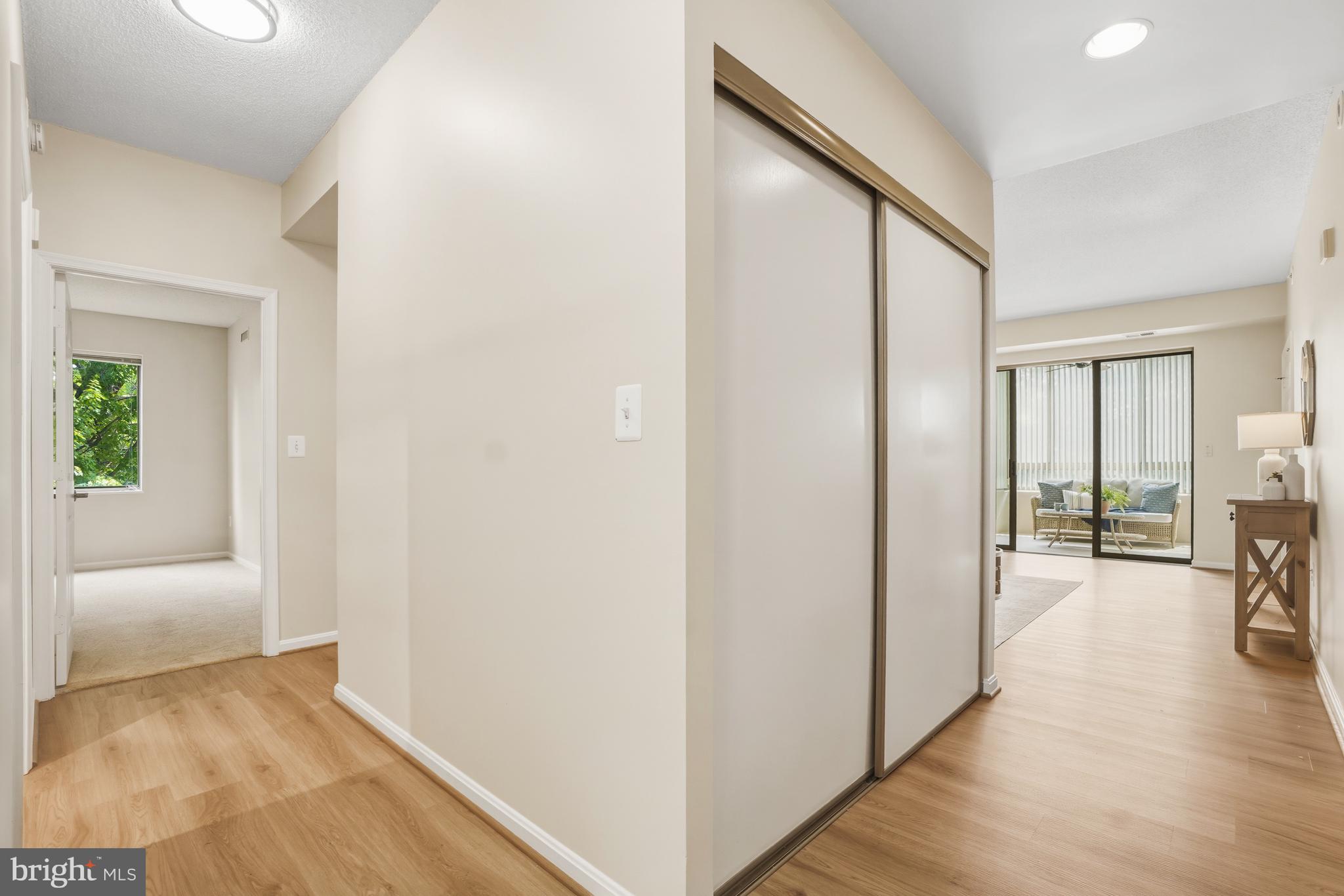 LEISURE WORLD - Residential