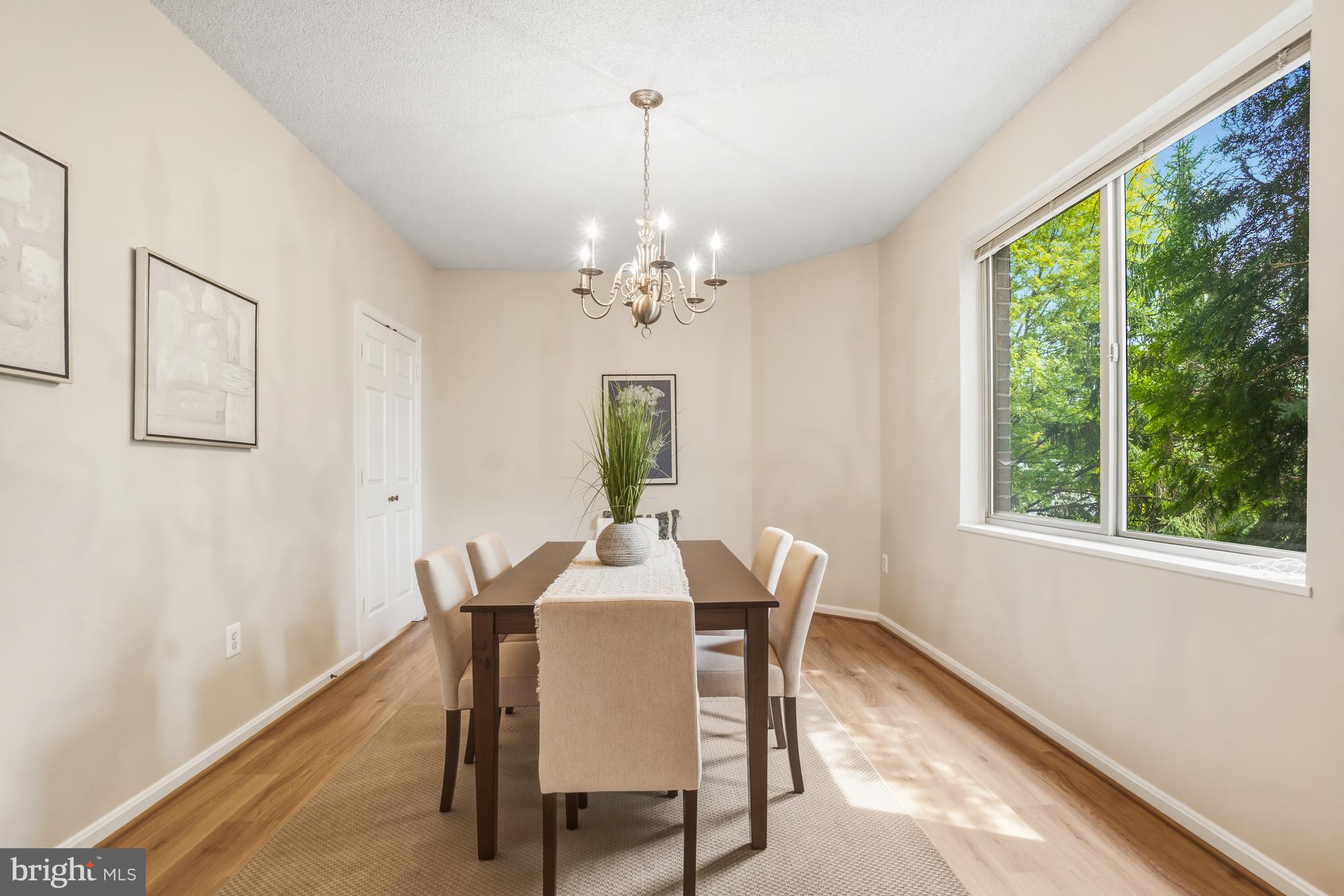 LEISURE WORLD - Residential