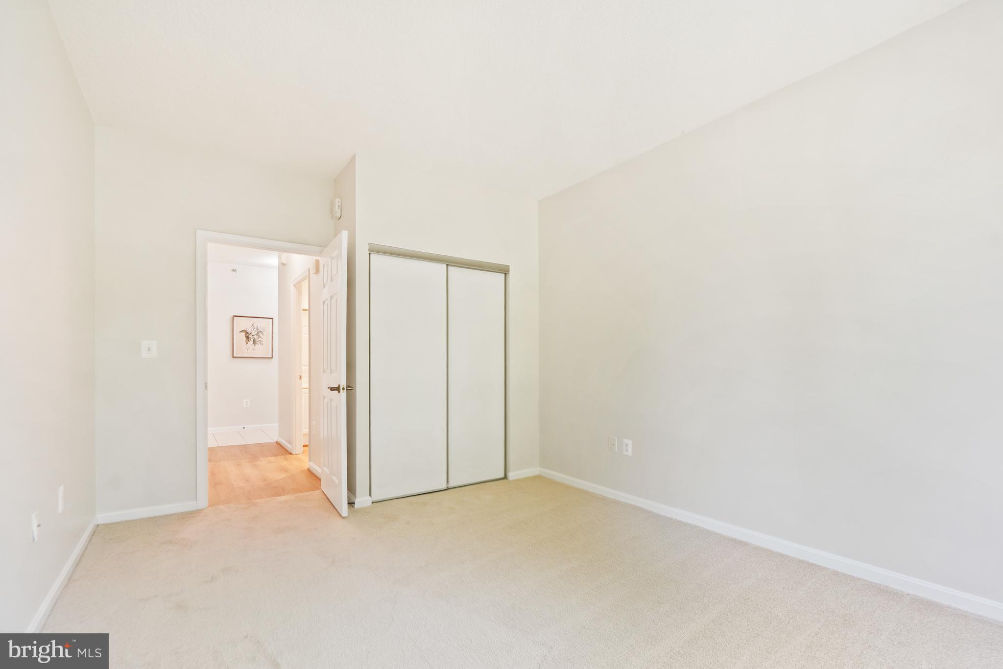 LEISURE WORLD - Residential