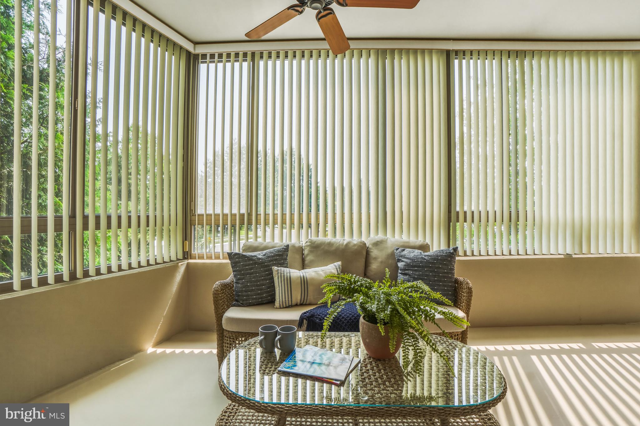 LEISURE WORLD - Residential