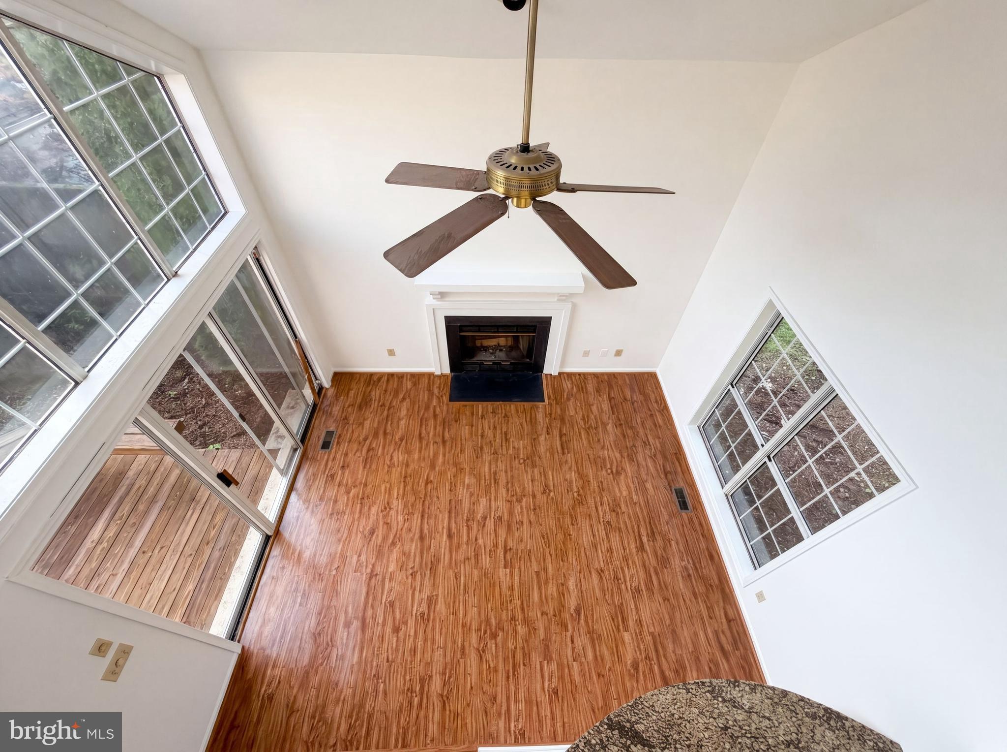 MEADOWGATE - Residential