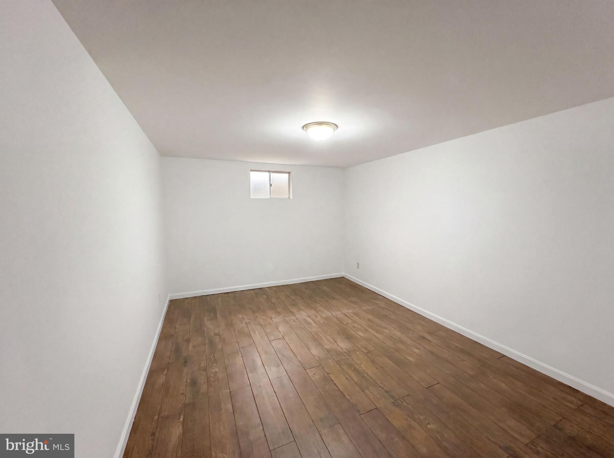 MEADOWGATE - Residential