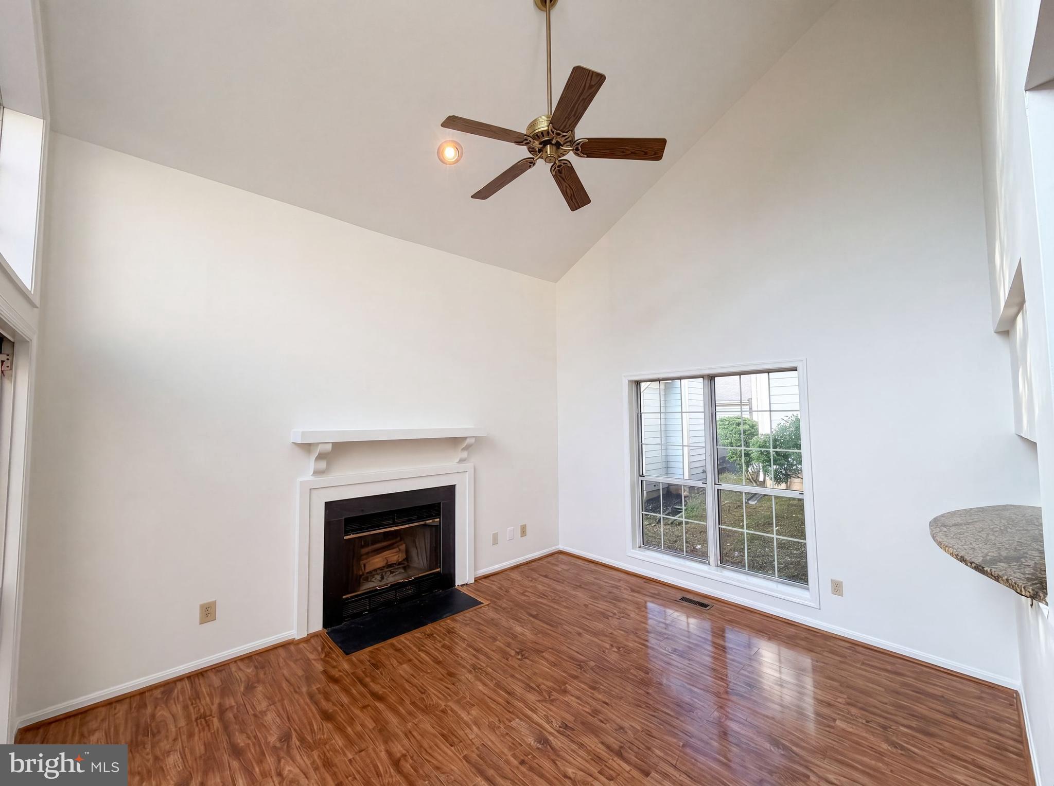 MEADOWGATE - Residential
