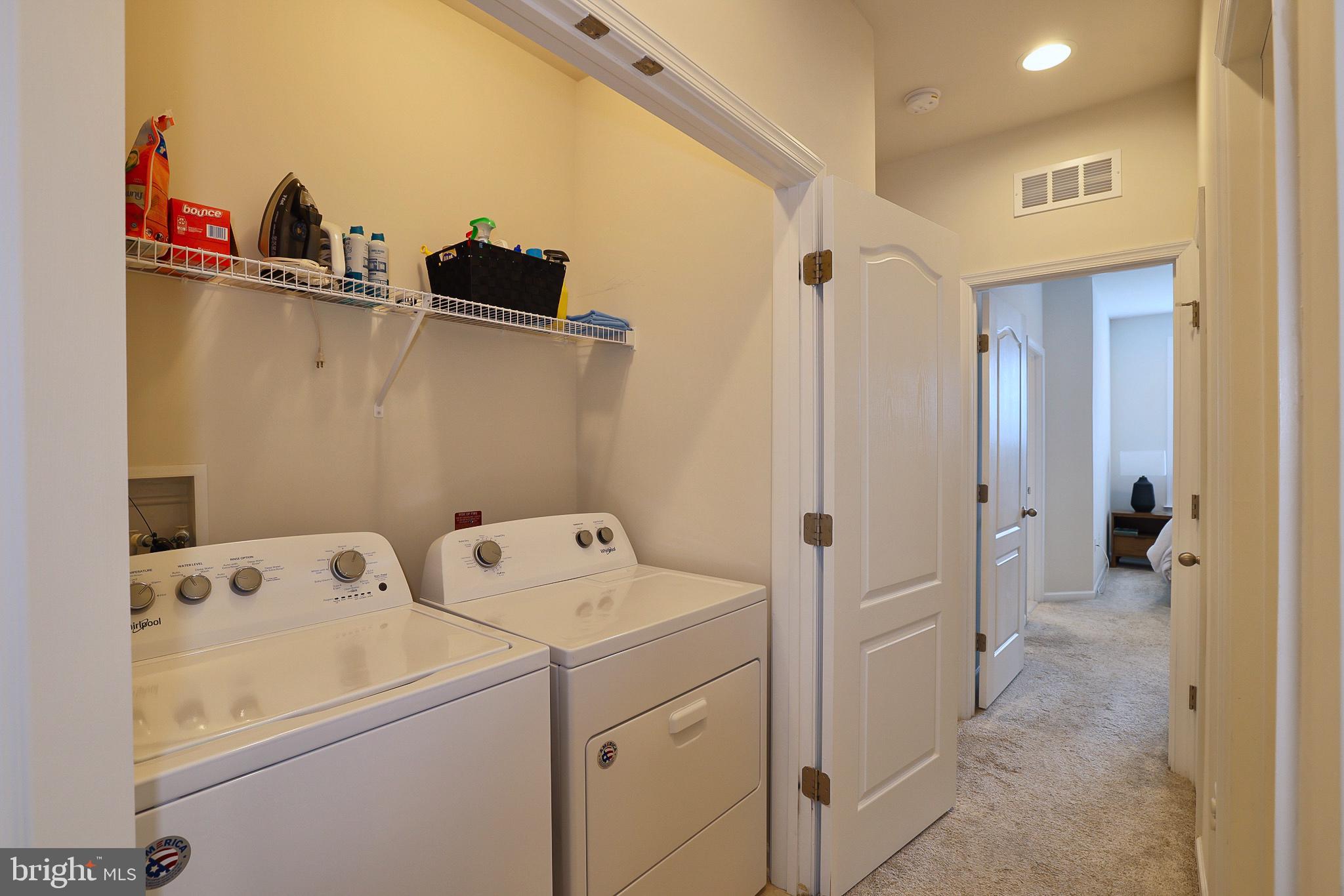 THE TOWNS AT GLENN DALE CROSSING - Residential Lease