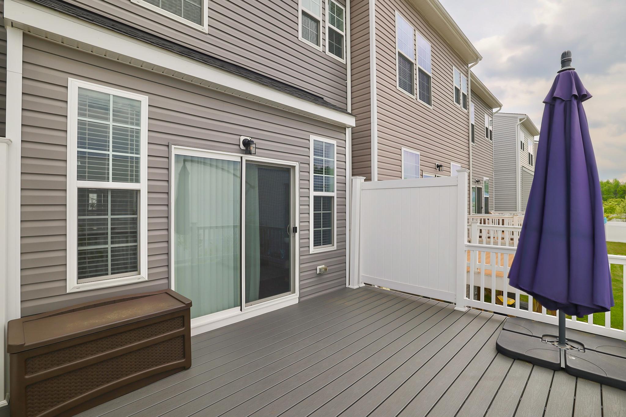 THE TOWNS AT GLENN DALE CROSSING - Residential Lease