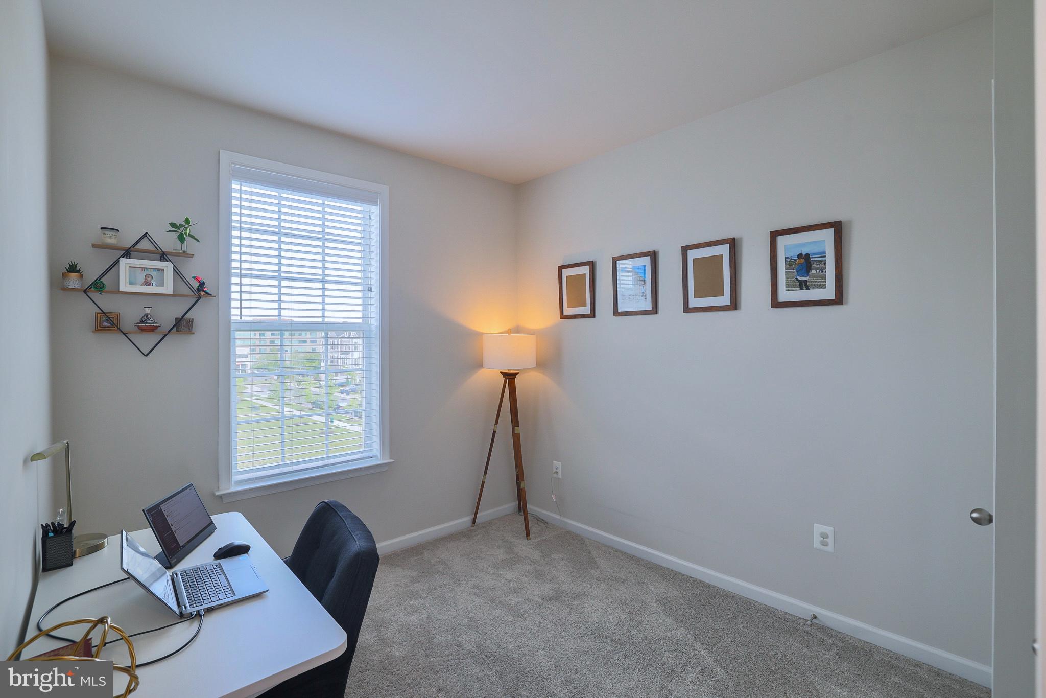 THE TOWNS AT GLENN DALE CROSSING - Residential Lease