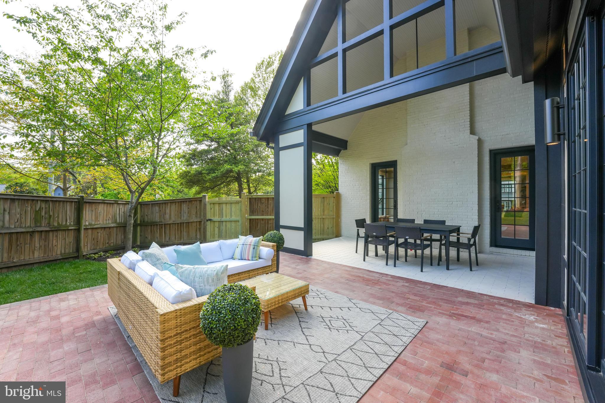 CHEVY CHASE - Residential