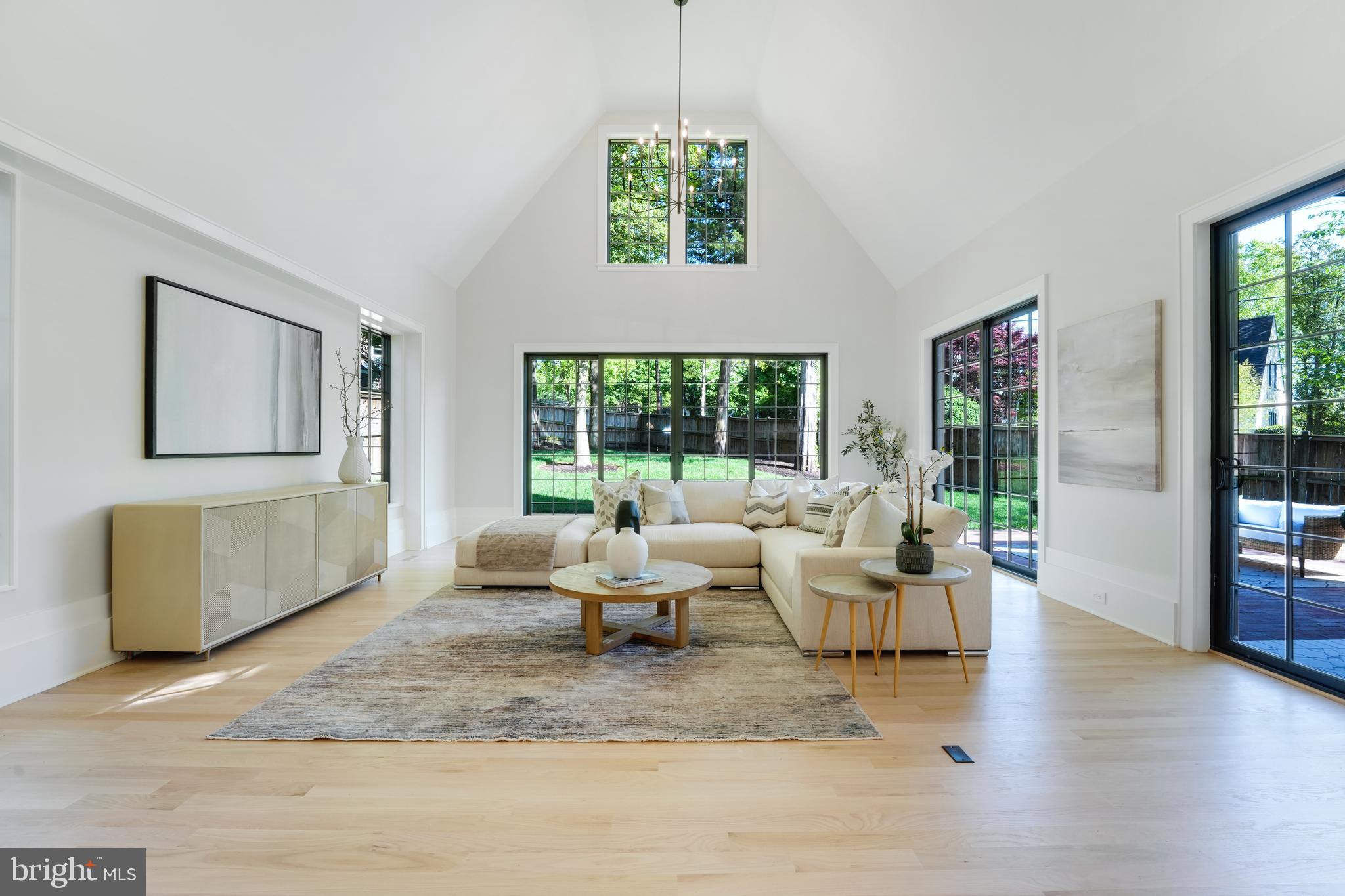 CHEVY CHASE - Residential