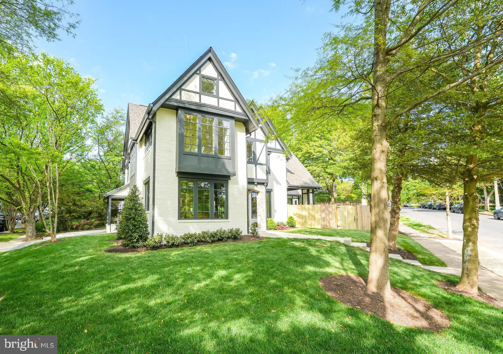 CHEVY CHASE - Residential