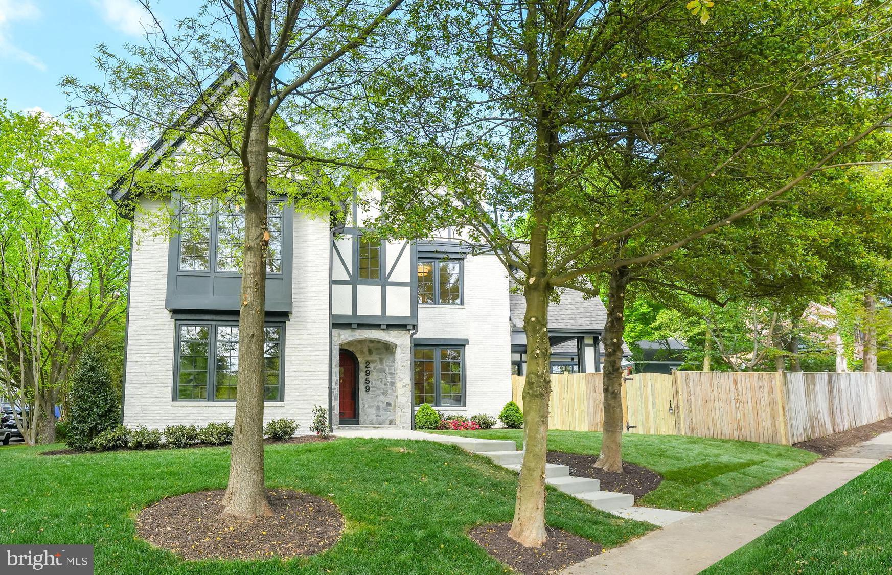 CHEVY CHASE - Residential