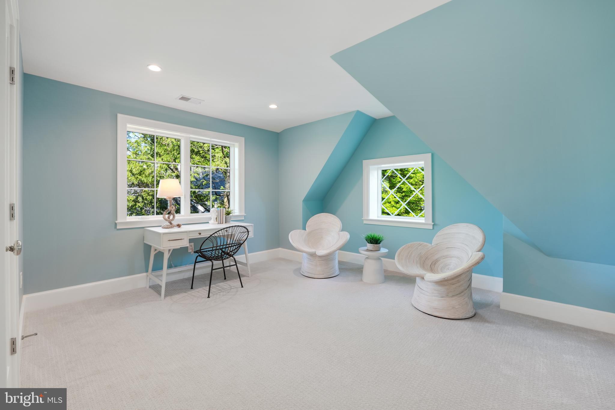 CHEVY CHASE - Residential