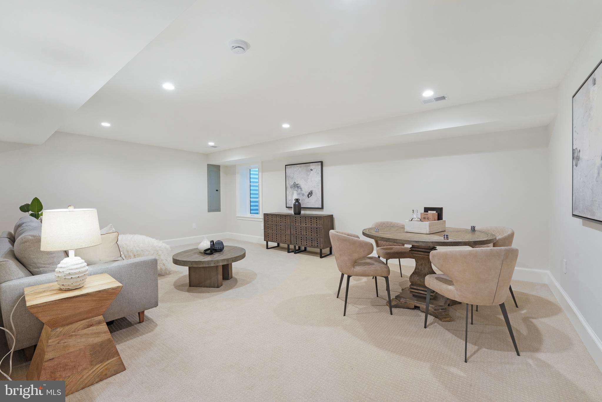 CHEVY CHASE - Residential