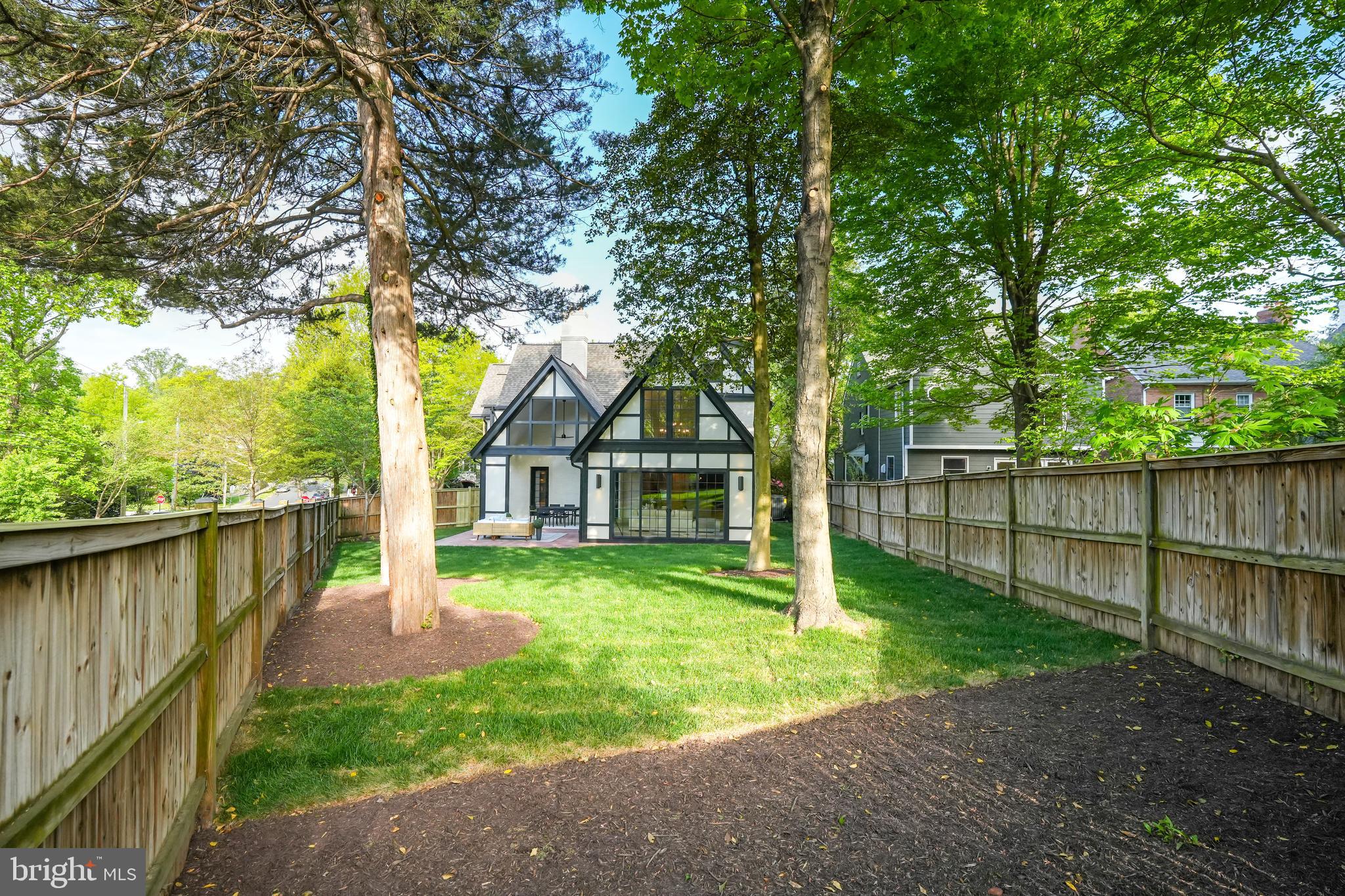 CHEVY CHASE - Residential