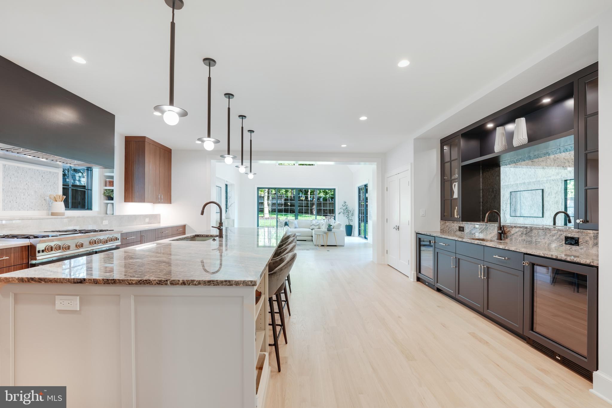 CHEVY CHASE - Residential