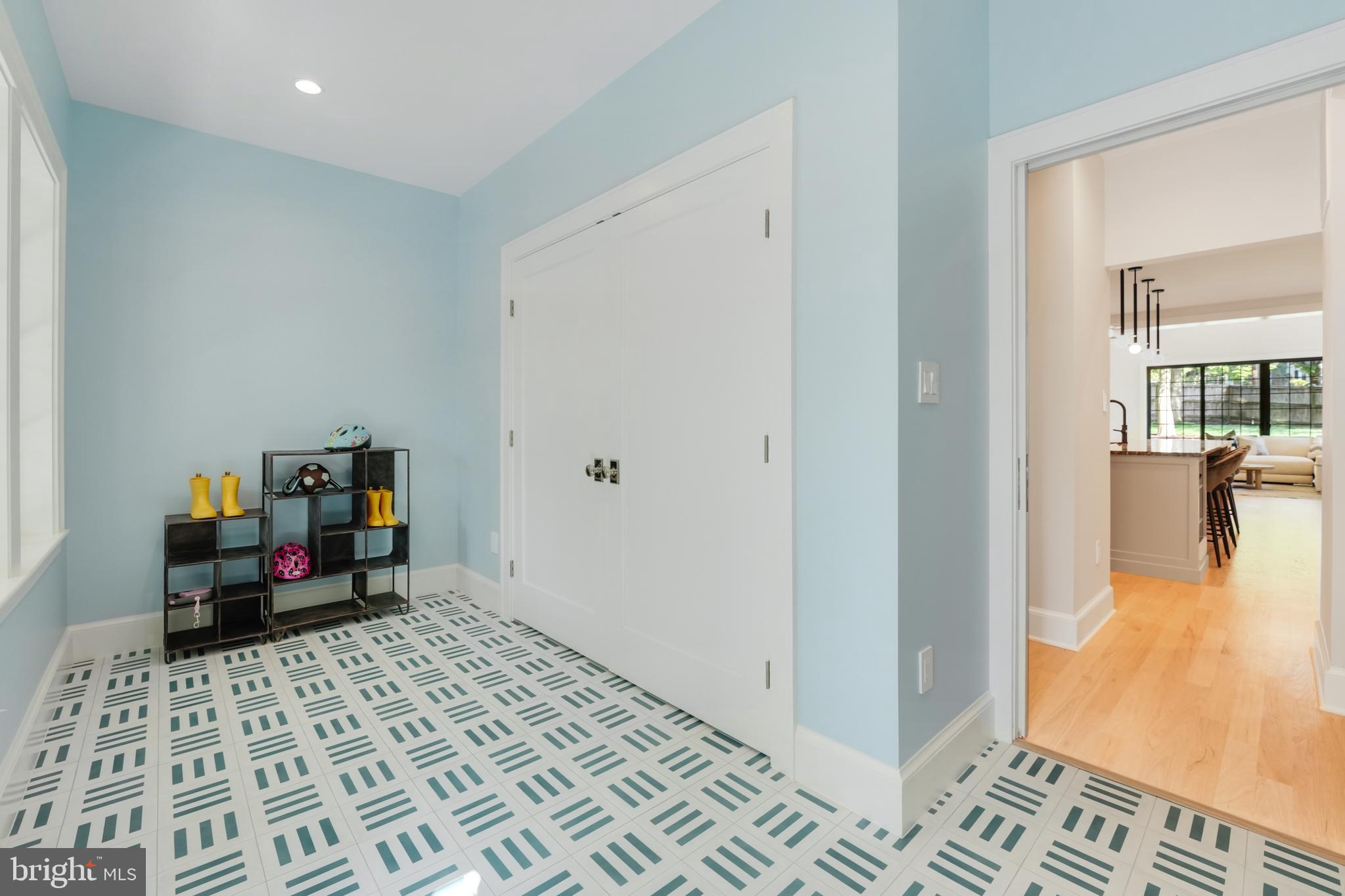 CHEVY CHASE - Residential