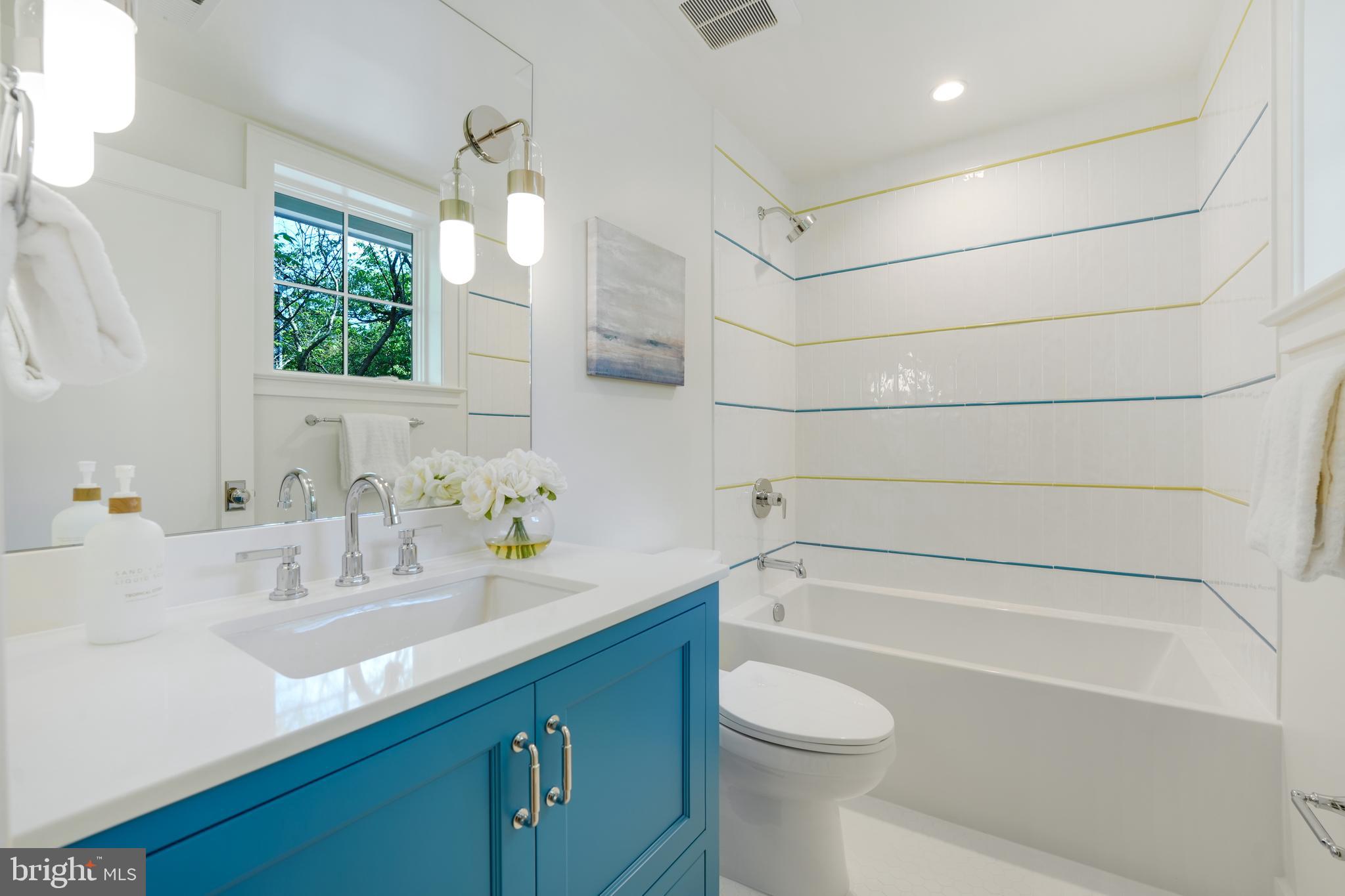 CHEVY CHASE - Residential