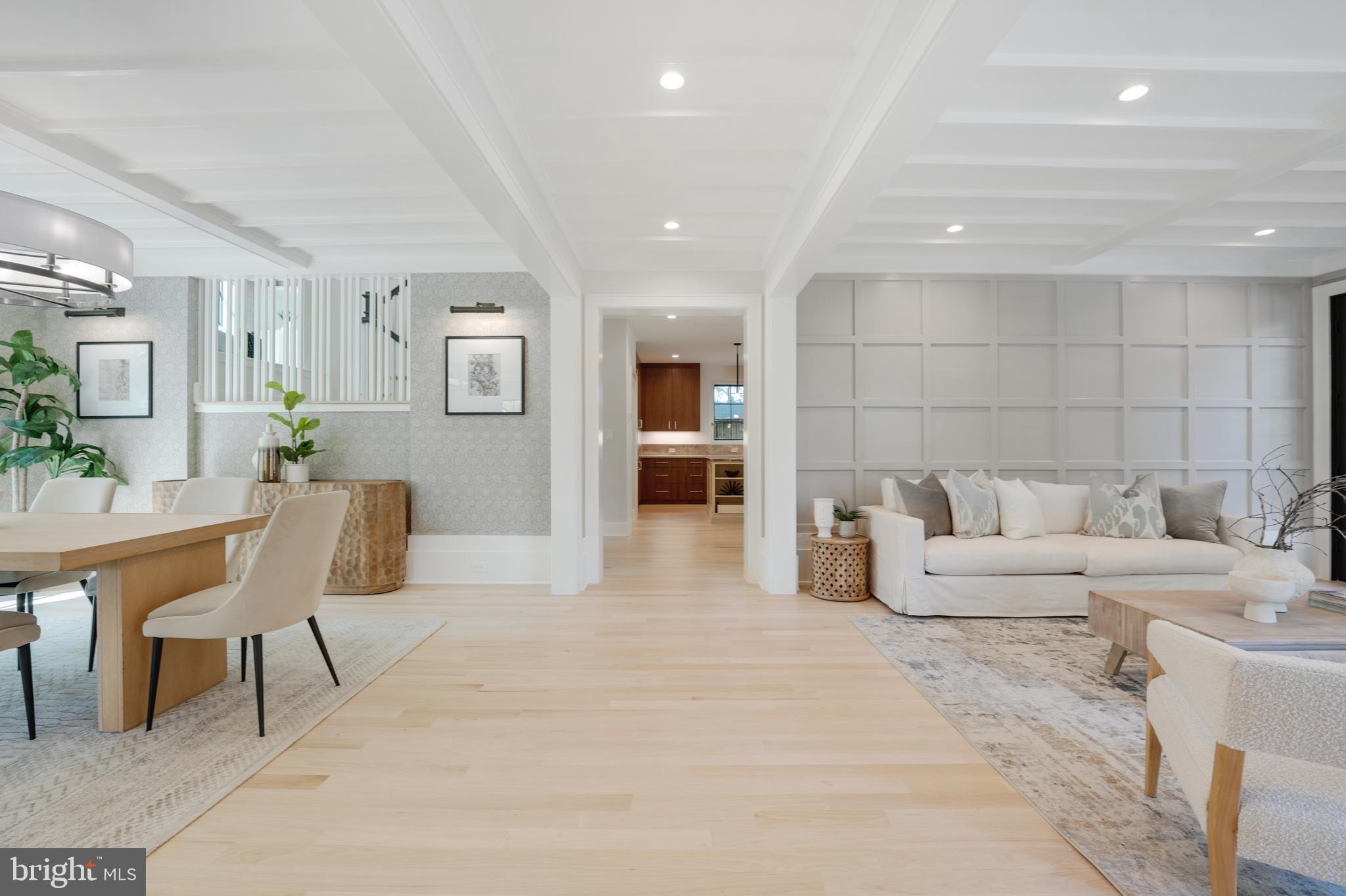 CHEVY CHASE - Residential